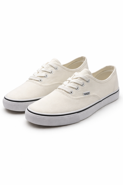 Canvas Sneaker
